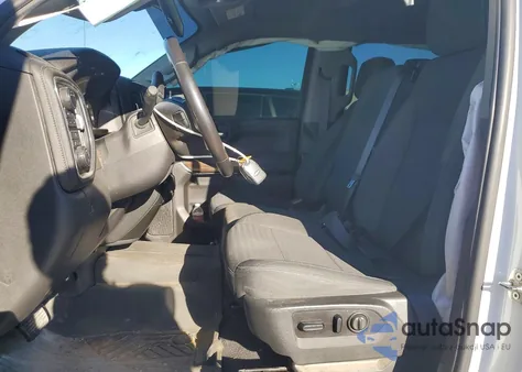 2021 Chevrolet Silverado K1500 Lt z USA, uszkodzony, nr VIN 3GCUYDED3MG332643